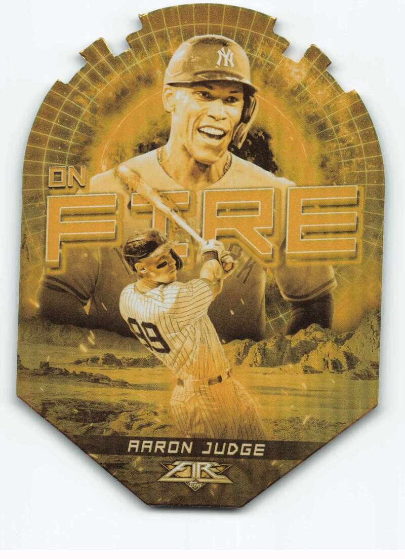 2022 Topps Fire En Fuego