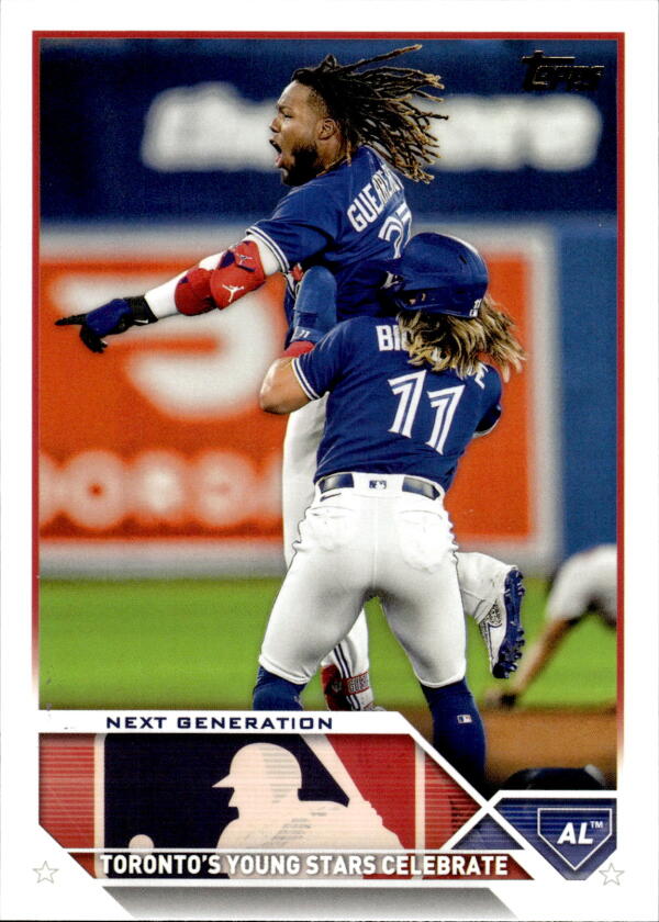 2023 Topps  Golden Mirror Image Variation