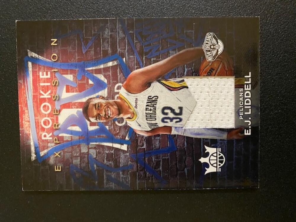 2022-23 Panini Court Kings Rookie Expression Memorabilia