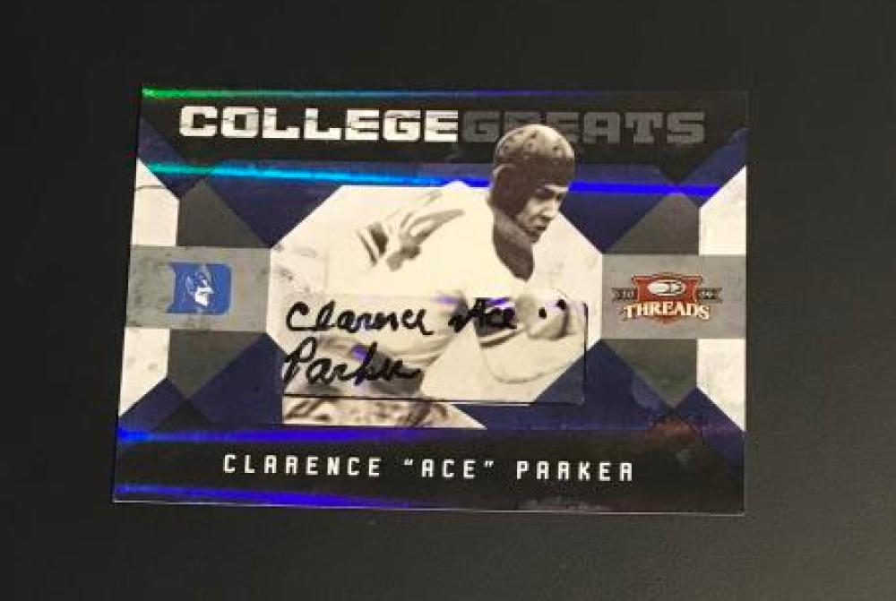 2009 Donruss Threads College Greats Signatures