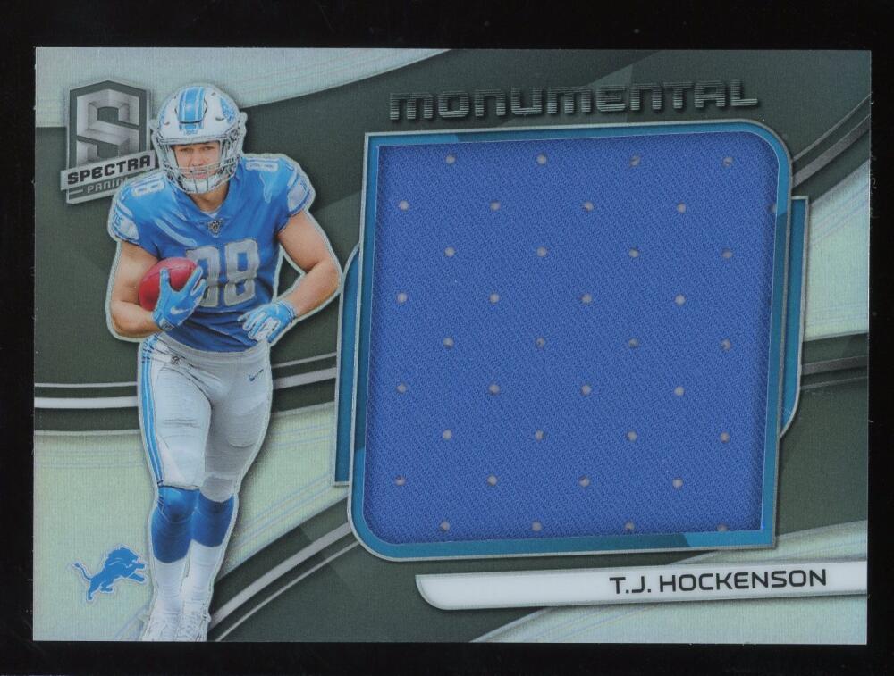 2019 Panini Spectra Monumental Memorabilia