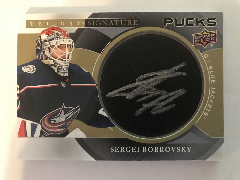 2018-19 Upper Deck Trilogy Signature Pucks