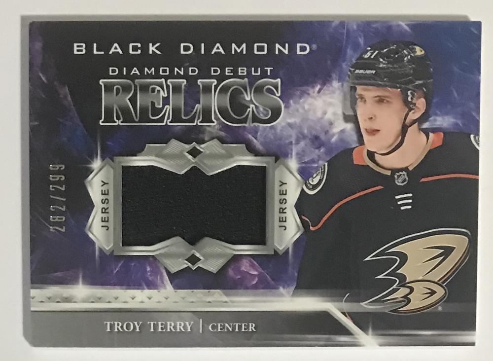 2018-19 Upper Deck Black Diamond Debut Relics