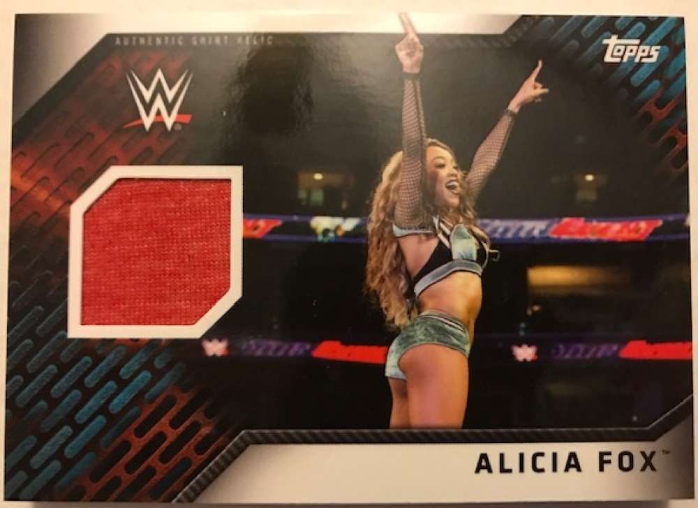 2018 Topps WWE Womens Division Evolution Shirt Relics